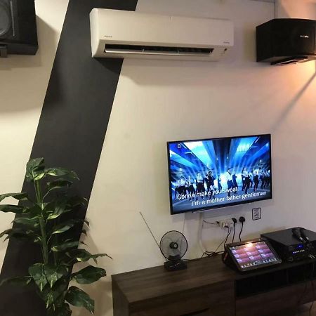 W Boutique 10Pax With Family Karaoke Apartment Ipoh Exterior photo